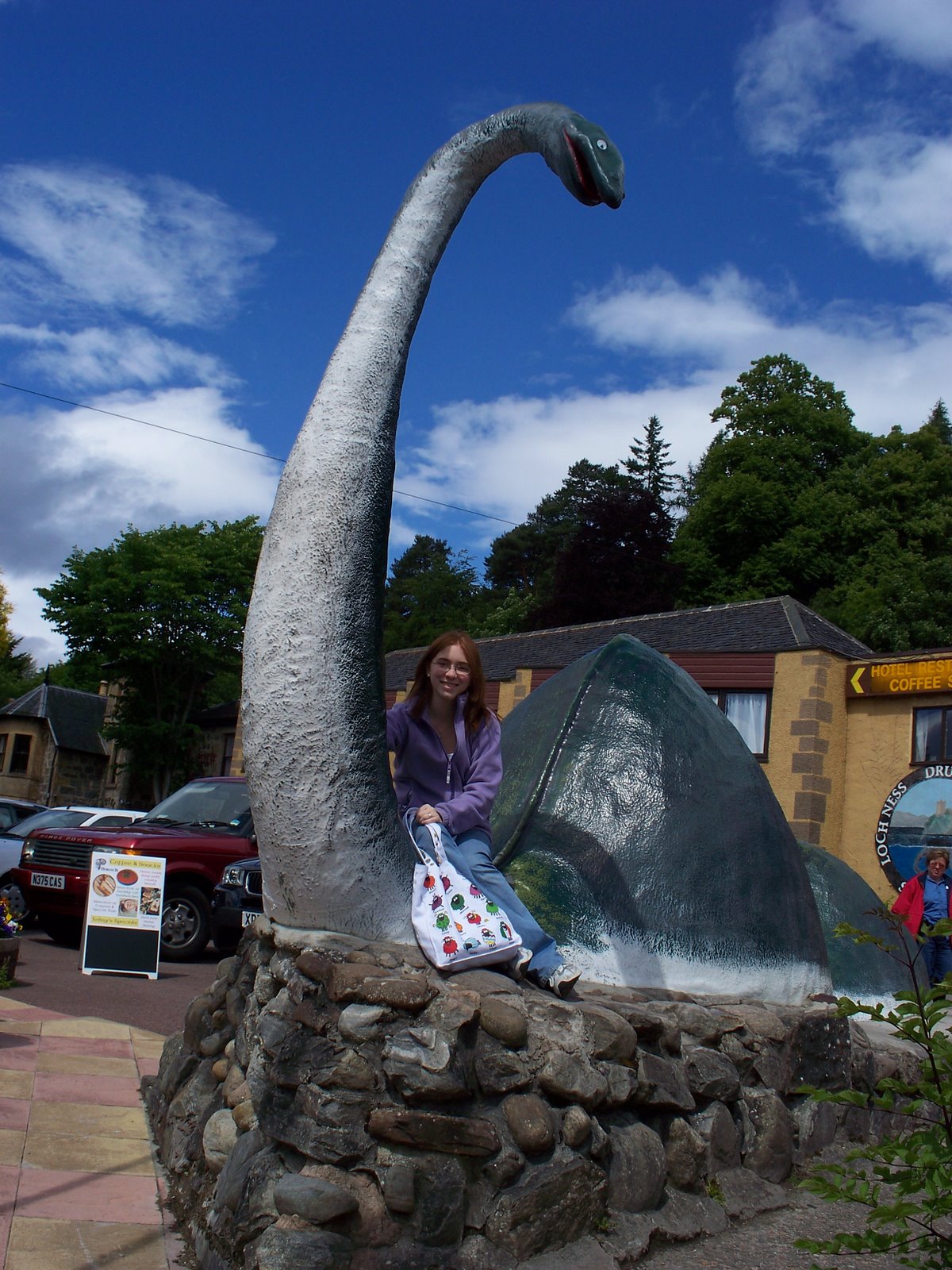 [Me+with+Nessie.jpg]