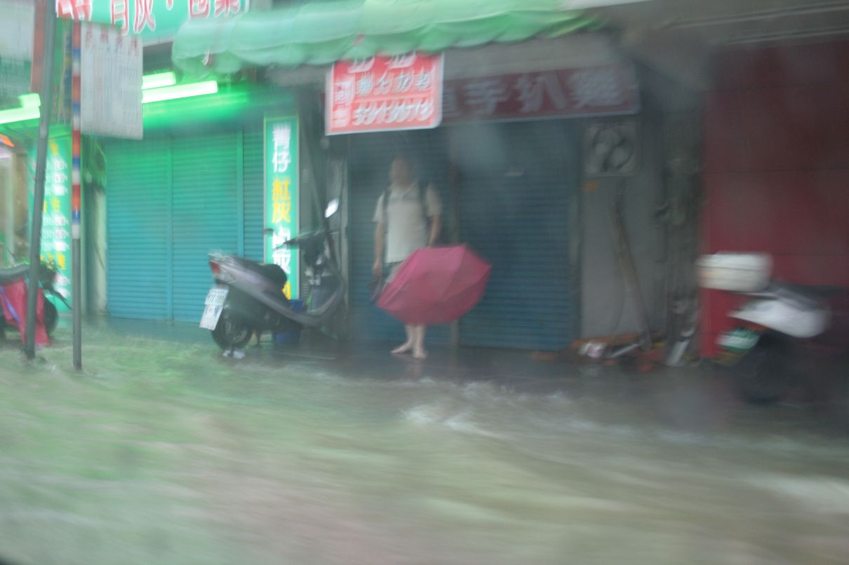 [Typhoon+flooding.jpg]