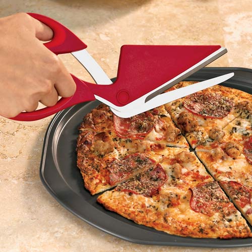 [pizza-scissors-1.jpg]