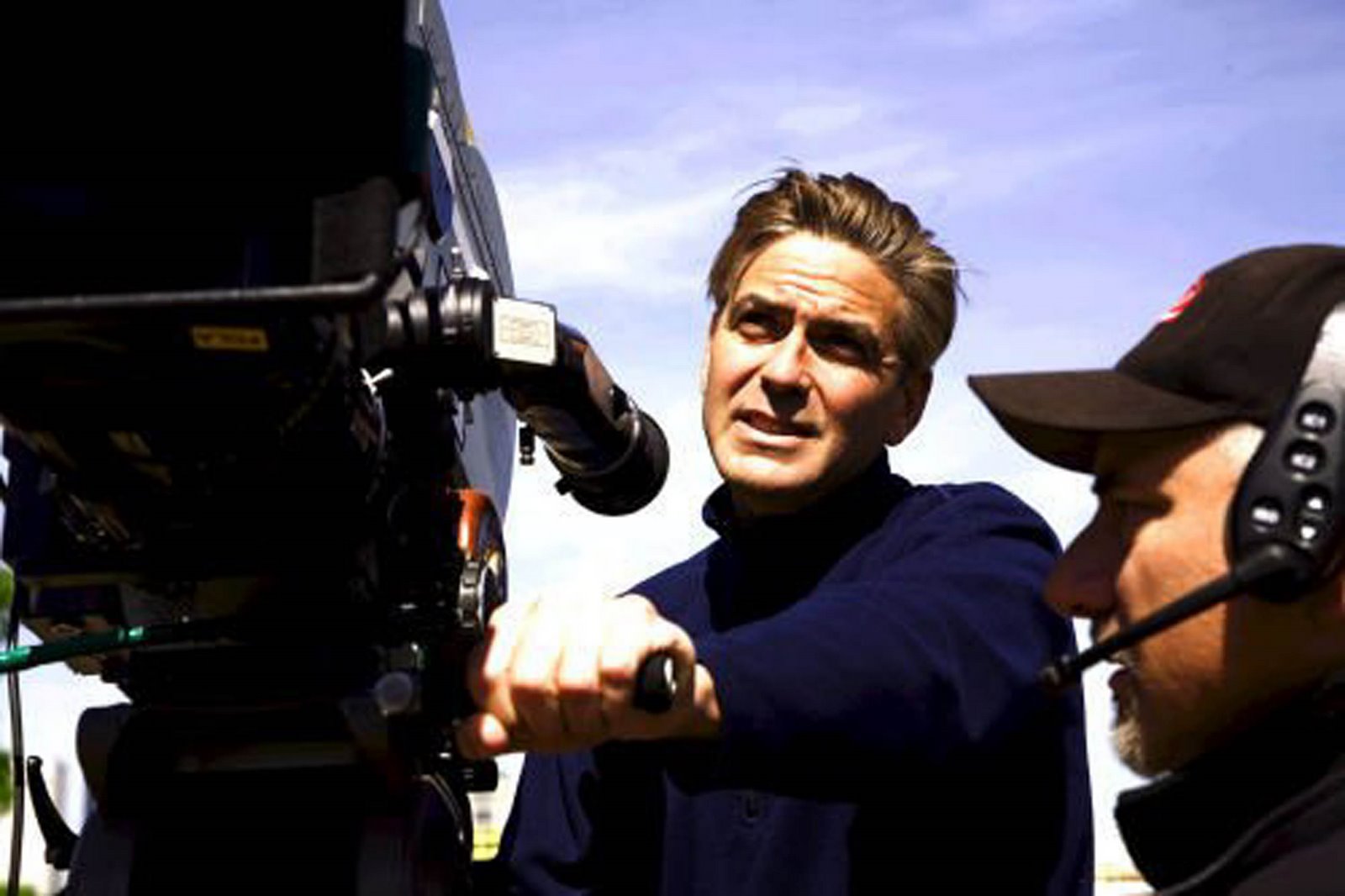[2.+Clooney.+Camera+899.jpg]
