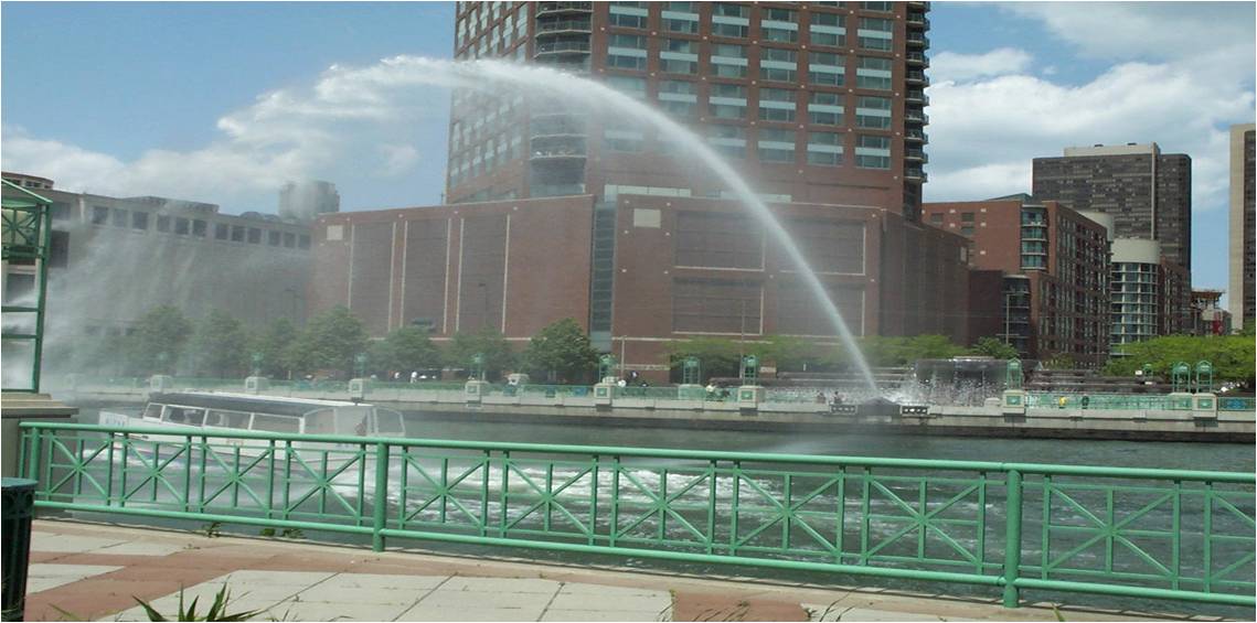 [Fountain+Chicago+River.jpg]
