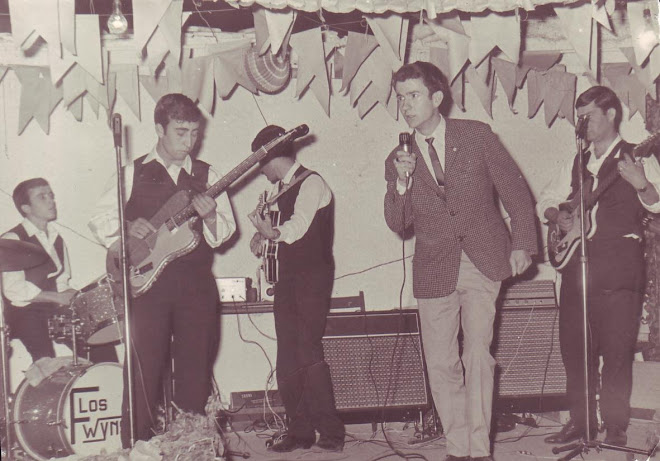 Cantando con Los Fwyns-1965
