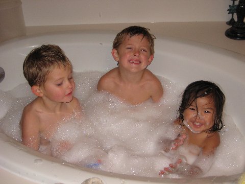 [Bath+tub+kids.jpg]