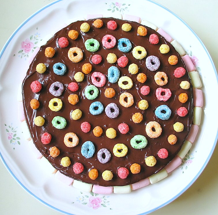 [rainbow+chocolate+cake5.jpg]