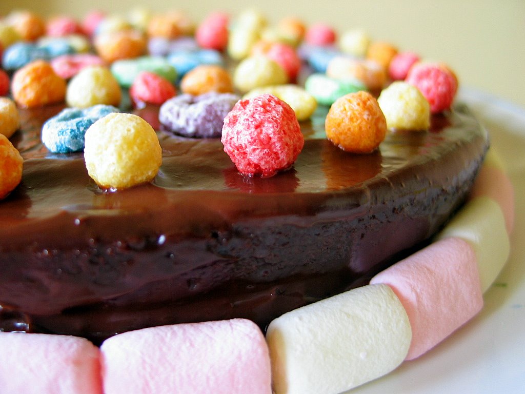 [rainbow+chocolate+cake3.jpg]