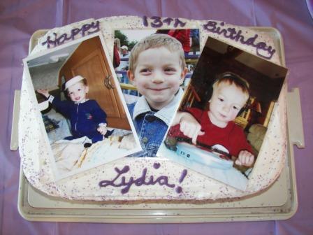 [Lydia's+homemade+COSTCO+birthday+cake.JPG]
