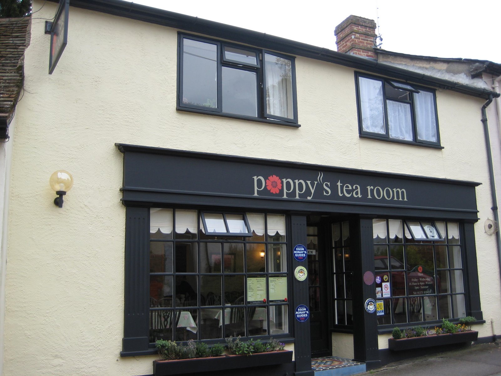 [Poopys+Tea+Room..JPG]