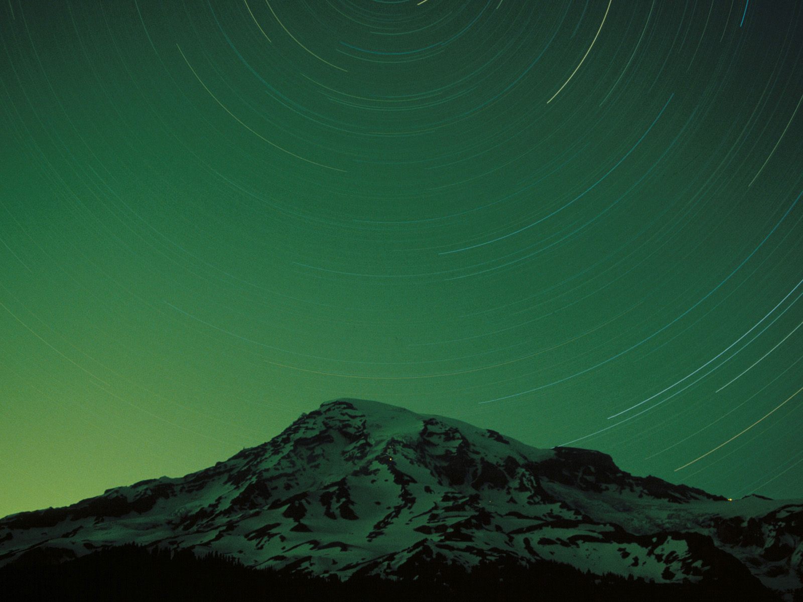 [Star+Trails,+Mount+Rainier,+Washington+-+1600x12.jpg]