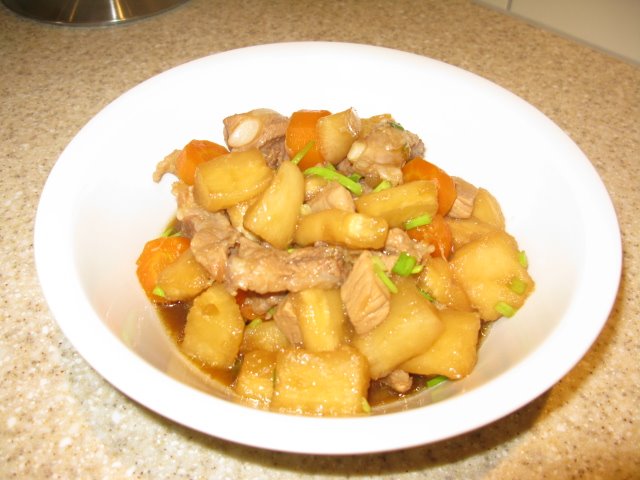 [Radish+Carrot+Pork+Stew+01.JPG]