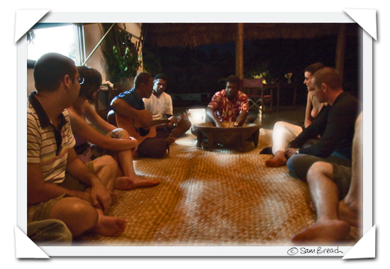 picture photograph image kava ceremony on christmas day 2007 at Navutu Stars resort on the island of Yaqeta in the Yasawas 2008 copyright of sam breach http://becksposhnosh.blogspot.com/