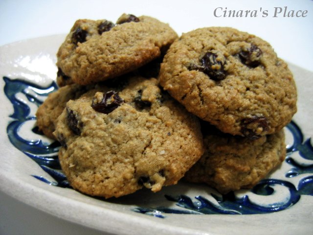[Oatmeal+Raisin+Cookies_MD.JPG]