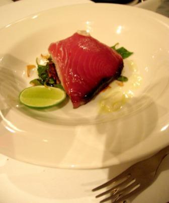 [080120+PearlRestaurant+tunaB.JPG]