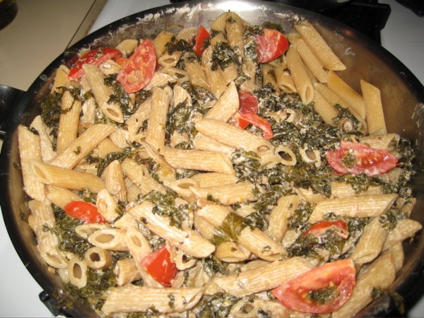 [pasta+with+kale.JPG]