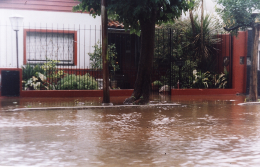 [Inundación-CastelarSur+005.jpg]