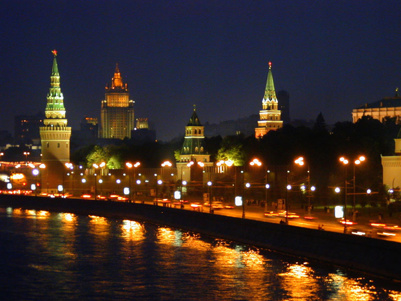 [Moscovo+-+noite.jpg]
