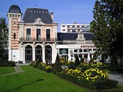 [180px-Casino_municipal_Besançon.jpg]