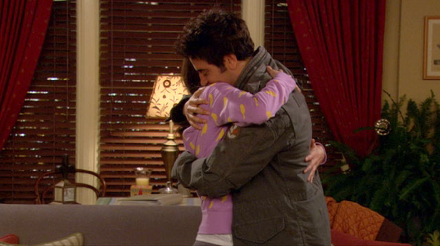 [Robin+Ted+Hugging.jpg]