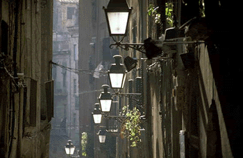 [Girona+lamps.gif]