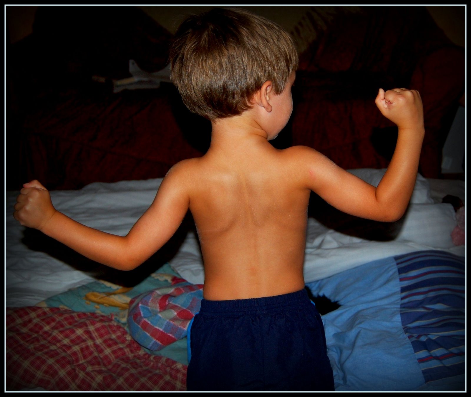[Finny's+muscles.jpg]