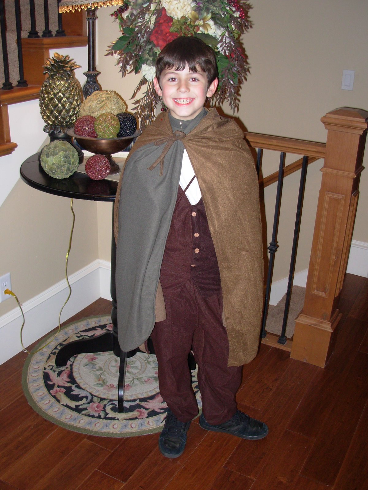 [Joseph+-+Frodo+-+Halloween+2007.JPG]