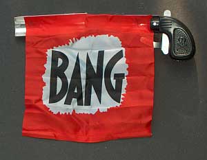 [bang_gun_with_flag.jpg]