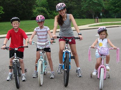 [Shiloh+kids+on+bikes.jpg]