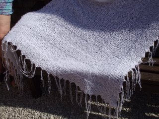 [ambermoggies+finished+shawl.jpg]