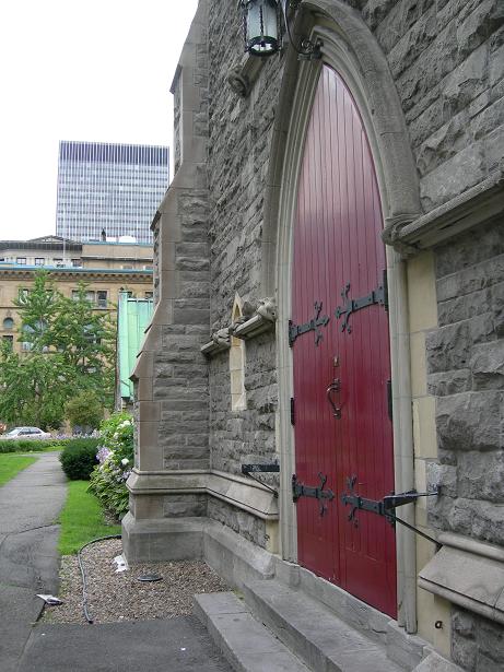 [church+door.JPG]