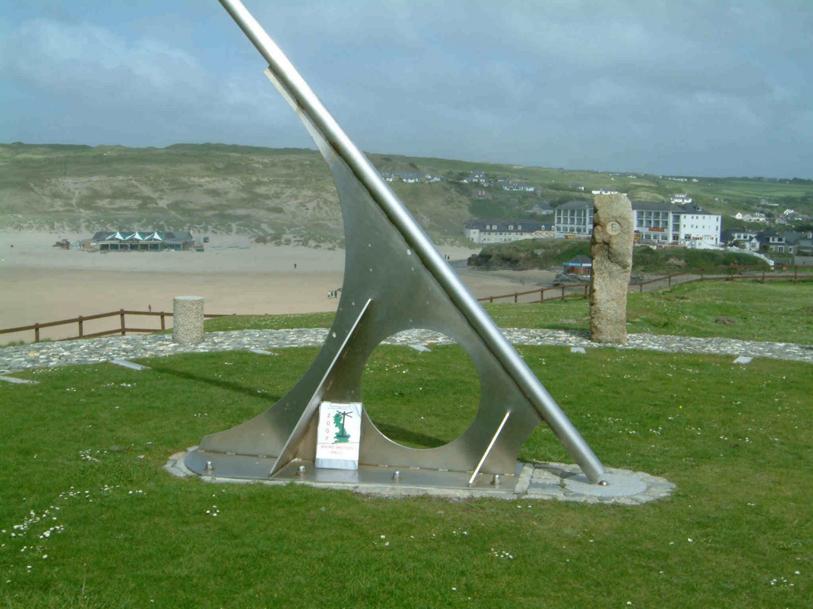 [rbr(07)+Perrenporth+Cornish+Time+Sundial+3.jpg]