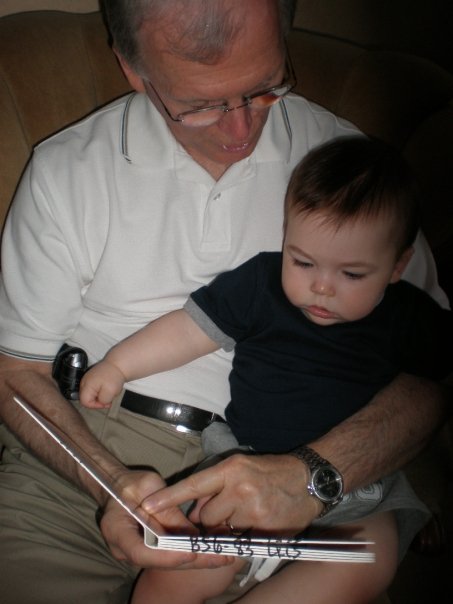 [2008June01_Grandpop+and+Nathan+reading.jpg]