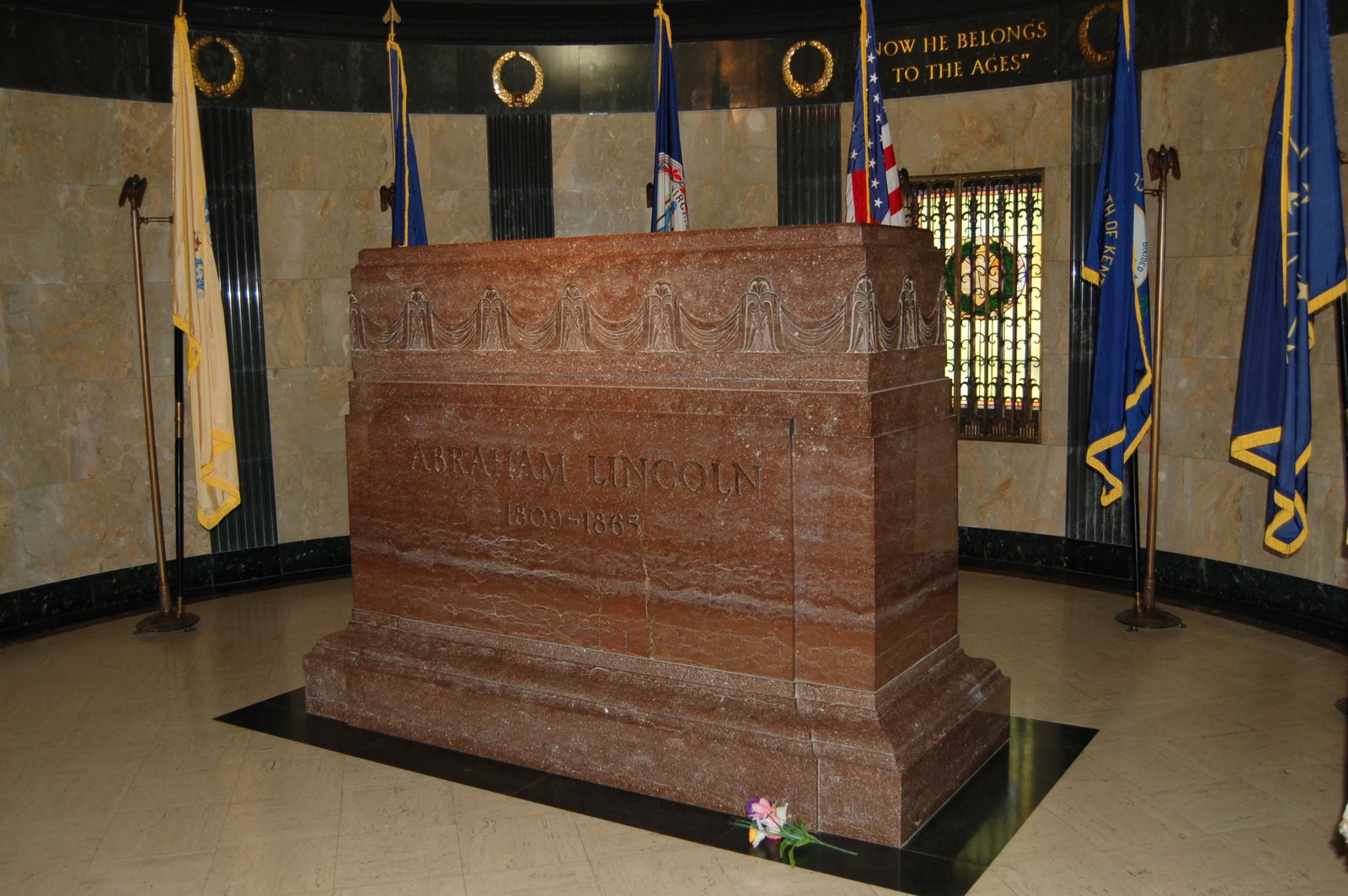 Who's buried in Lincoln's tomb?  Where's Geraldo Riveria when you need him?