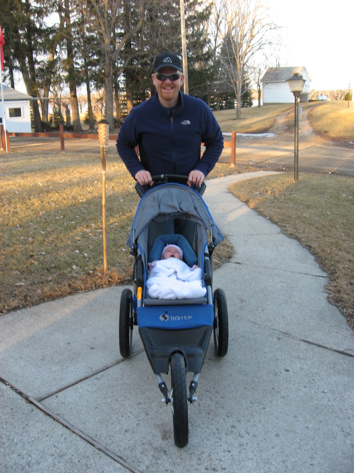 [Ainsley+in+her+new+jogger+004.jpg]