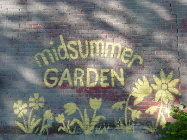[Midsummer+Garden+027.jpg]