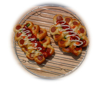 [hotdog+bread.jpg]