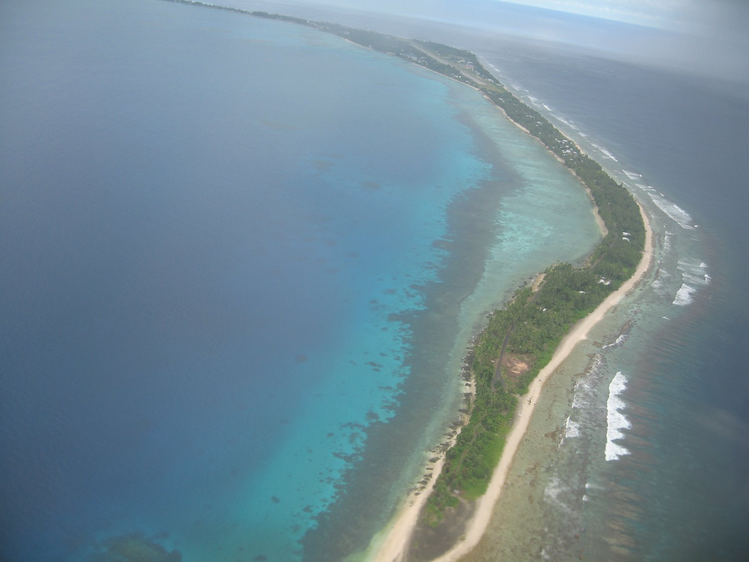 [Tuvalu.Funafuti+atoll.small.jpg]