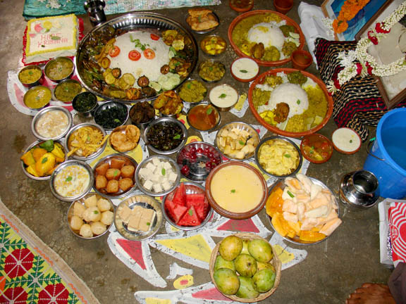 [Old+Dhaka+-+Hari+Krishna+Feast+1+sm.jpg]