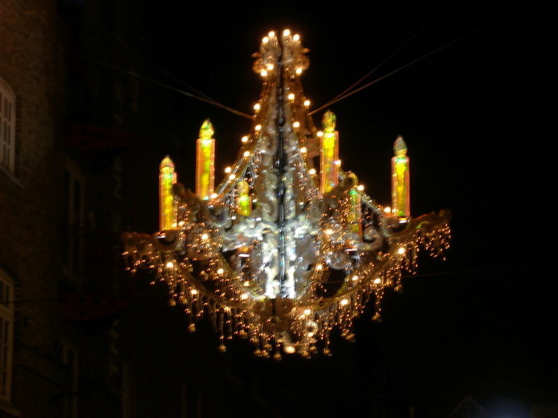 [Street+chandelier.JPG]