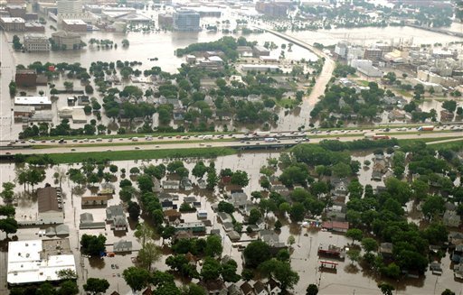 [Cedar+Rapids+Iowa+Flooding+2008.jpg]