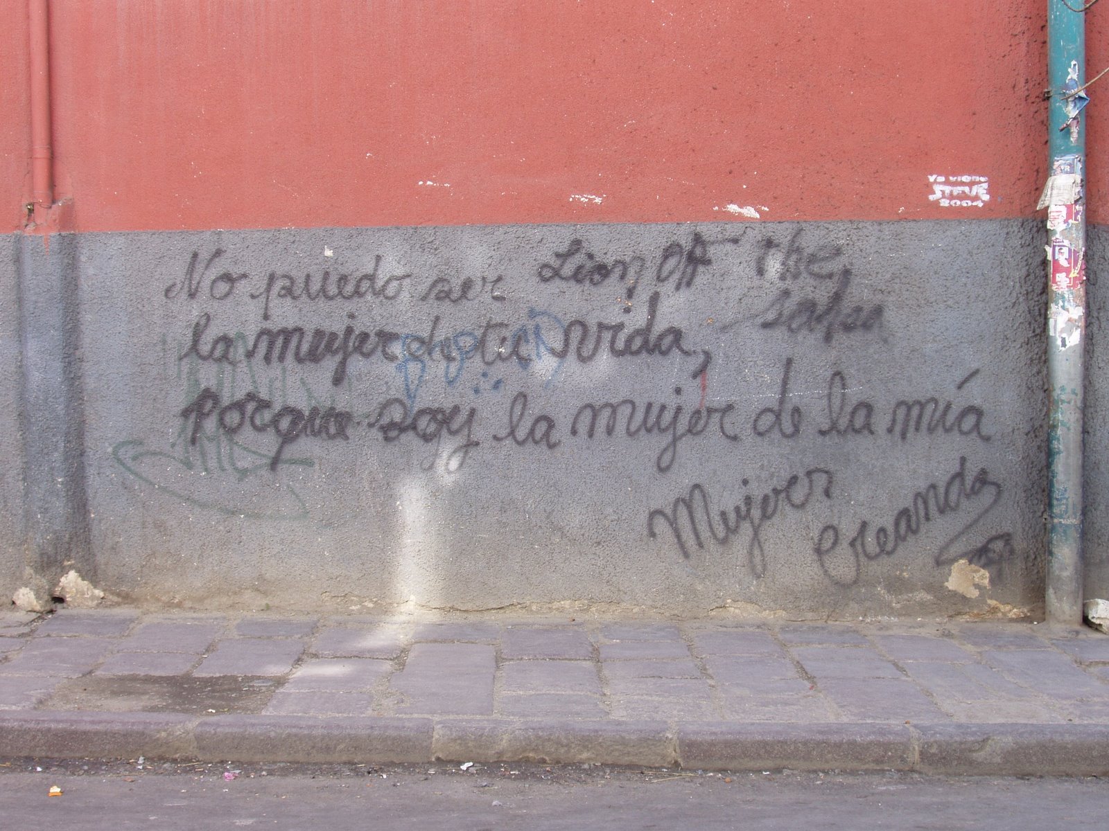 [graffitis+de+La+Paz+001.jpg]