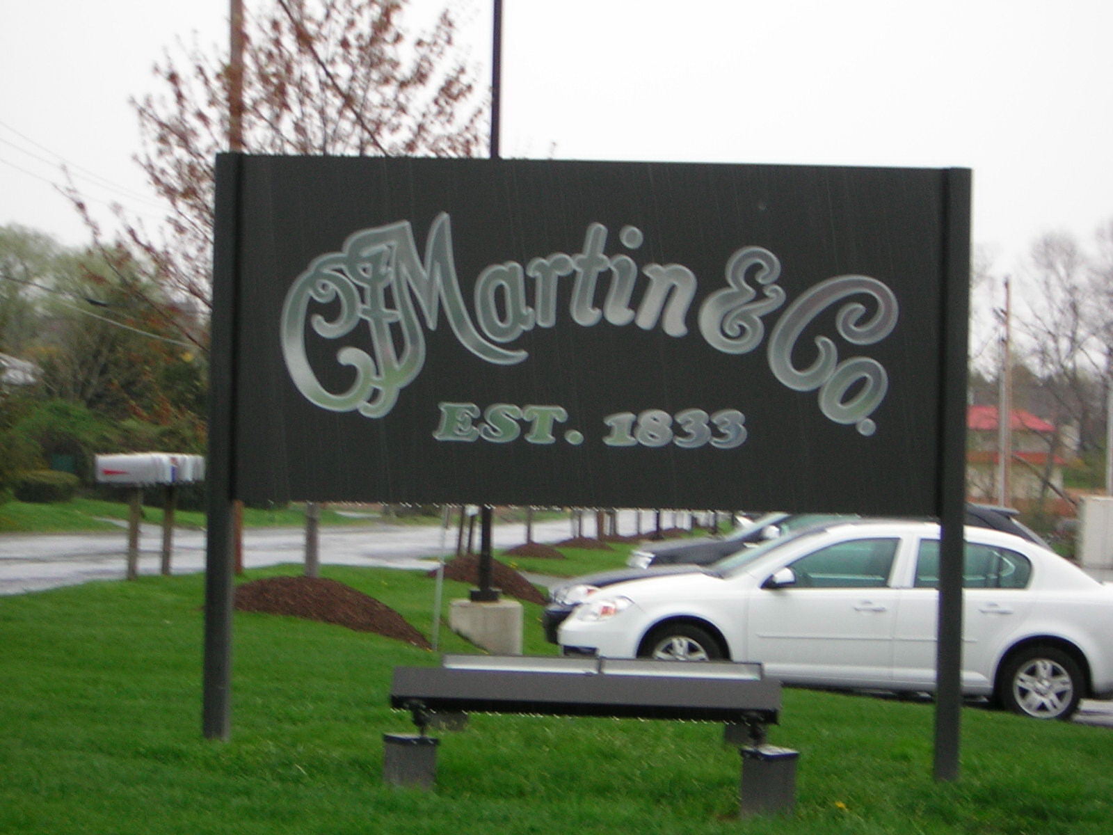 [Martin+sign+out+front.jpg]