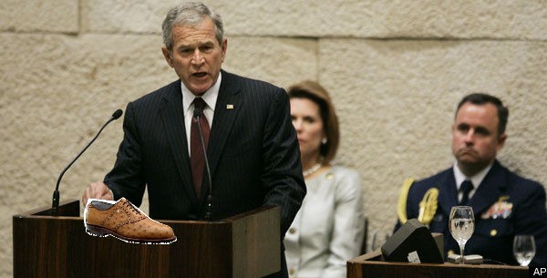 [Bush+bangs+footjoy+at+Knesset.JPG]