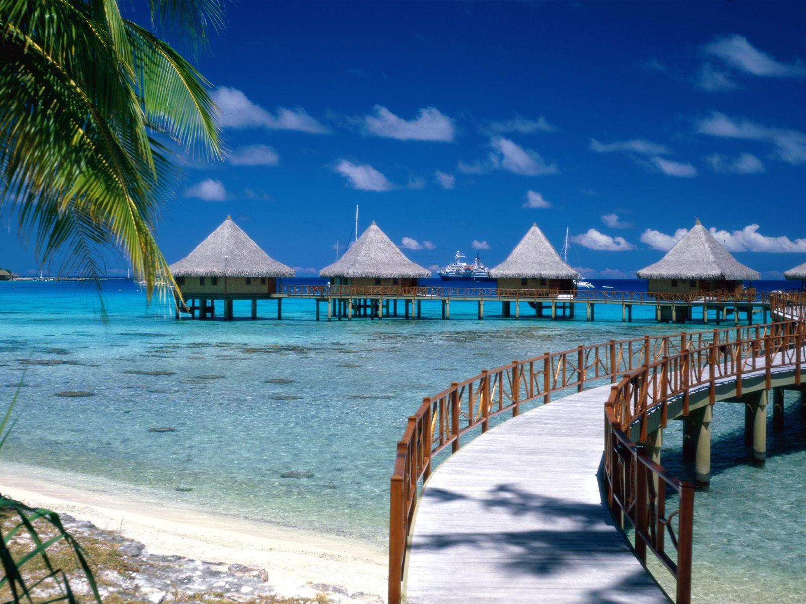 [Walkway+to+Paradise,+Tiputa,+Rangiroa,+French+Polynesia.jpg]