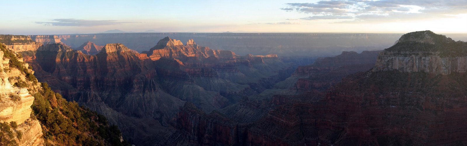 [Grand_Canyon_-_North_Rim_Panorama_-_Sept_2004.jpg]