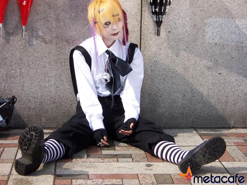[Goth+Girl+In+Japan+[from+www.metacafe.com]+#3.jpg]