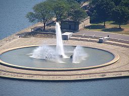 [256px-Point_State_Park_fountain.jpg]