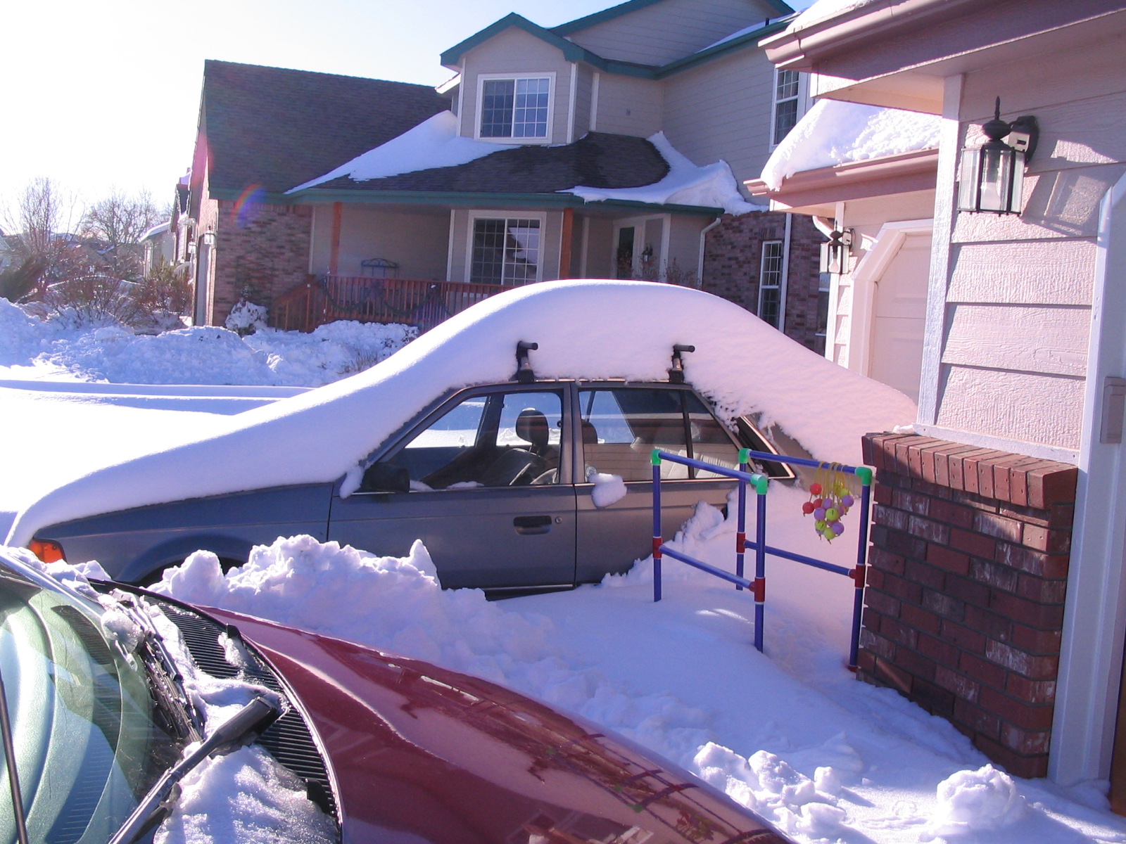 [Mazda_snowdrift_2006Blizzard.jpg]
