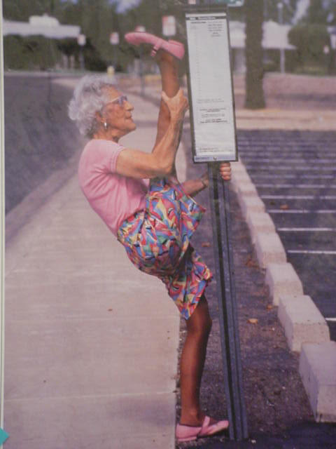 [c_documents_and_settings_bjorn_my_documents_my_picture_2_myndir_elin_old_lady_stretching.jpg]