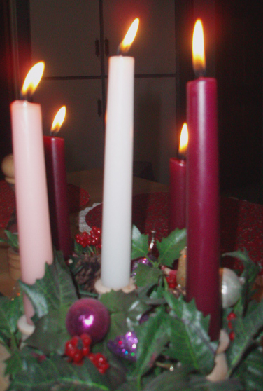 [advent+candles+all+lit.jpg]