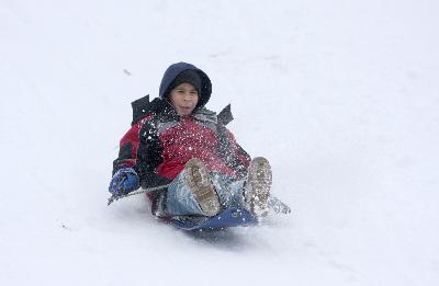 [Image+=+Child+Riding+A+sled.jpg]