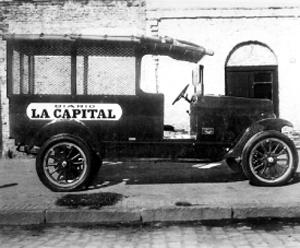 [camion+reparto+prensa+1915-argentina.jpg]